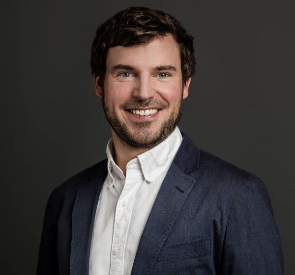 Prof. Dennis Kochmann